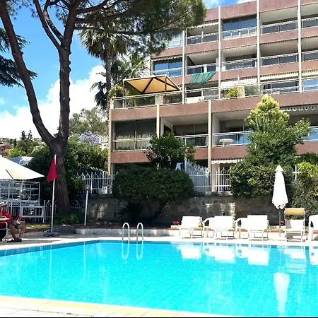 Sunny Gardens Apartman *